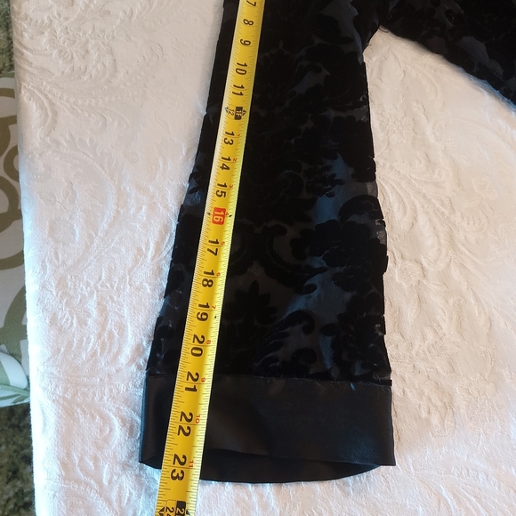 Soft Surroundings Velvet Lace Burnout Kimono with Fringed Hem and Tie Waist. - Picture 15 of 15